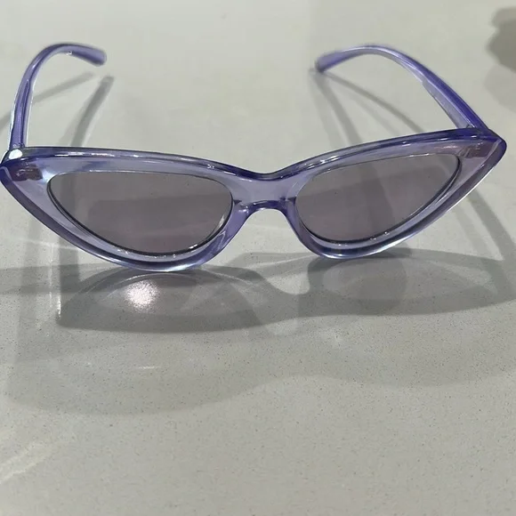 Foster Grant Lilac Cat Eye Sunglasses - Picture 3 of 7
